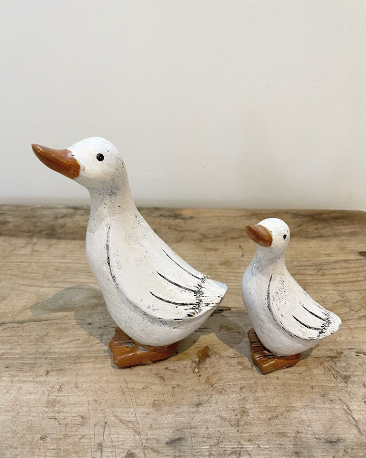Posed White Duck 15cm – Rustic Decorative Figurine for Coastal & Country Home Décor