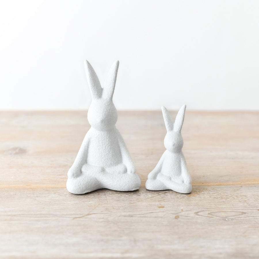 Yoga Rabbit Ornament 8cm – Sitting Bunny Figurine Textured Resin Home Decor Meditation Accent