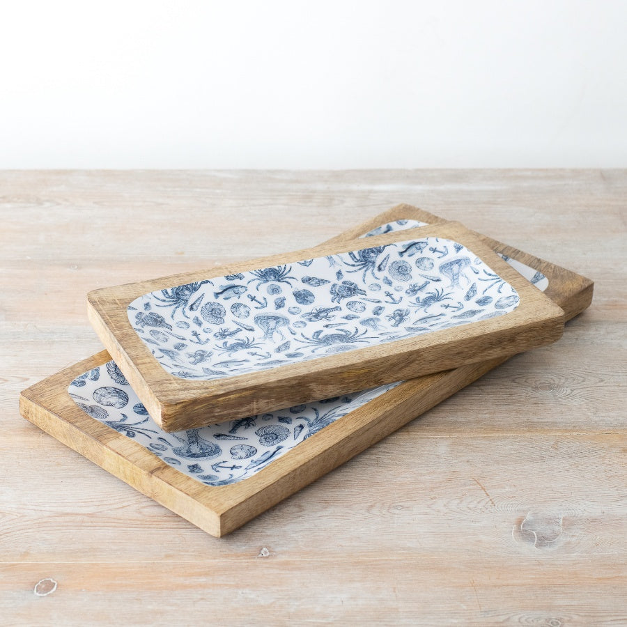 Sea Creatures Serving Tray 30cm – Wooden Enamel Coastal Tray for Entertaining and Nautical Home Decor