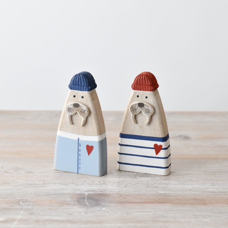 Wood Sea Lion Ornament 12.5cm – Hand Painted Coastal Animal Decor with Blue Hat and Heart Gift