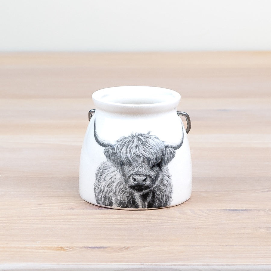Highland Cow Tealight Lantern – 7.6cm Ceramic – Cut-Out Cow Design with Soft Glow – Rustic Décor Accent – Perfect Gift for Animal or Countryside Lovers