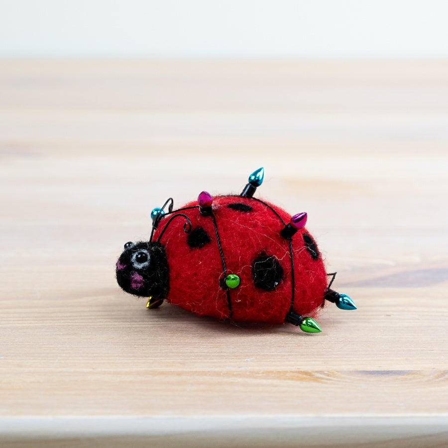 Wool Ladybird Table Decoration 7cm – Cute Animal Ornament, Handmade Style Home Decor Accent for Shelf or Display