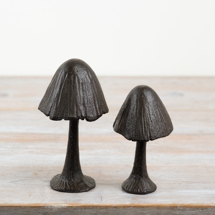 Cast Iron Mushroom 9cm – Small Rustic Ornament for Garden or Indoor Decor, Woodland Home Accent, Durable Vintage-Style Sculpture for Shelf or Patio