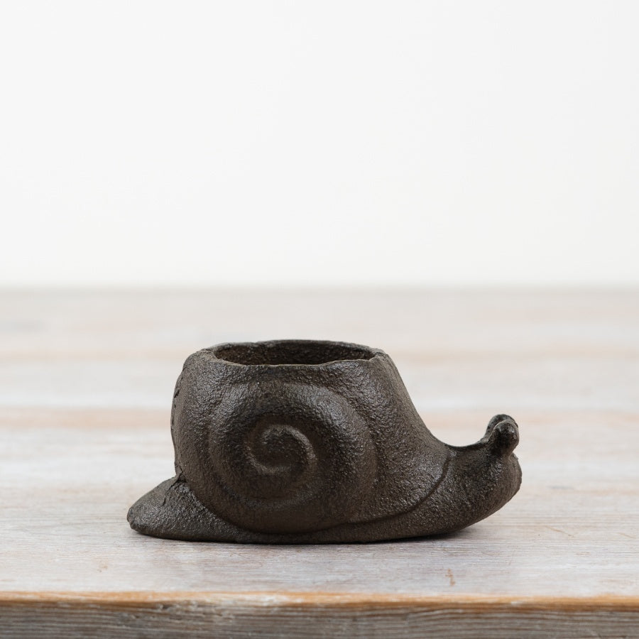 Snail T Light Holder 10cm Cast Iron Tealight Candle Holder Garden Decor