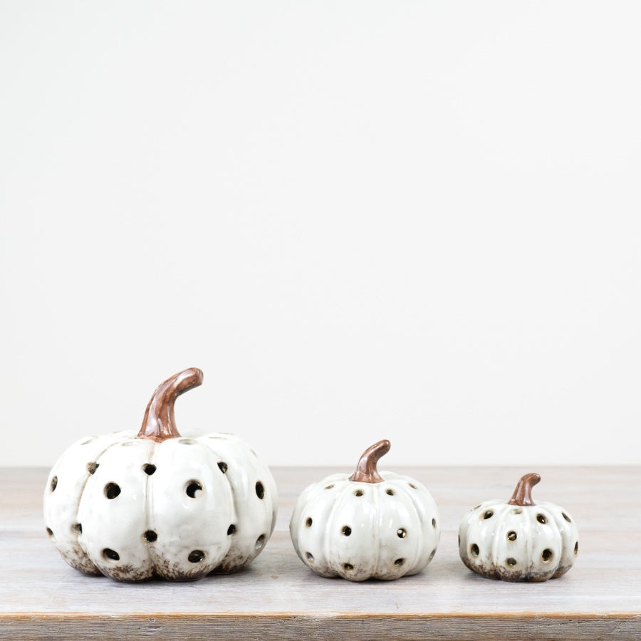 Small 8.2cm LED Pumpkin Decoration – Glowing Halloween Ornament, Autumn Home Décor
