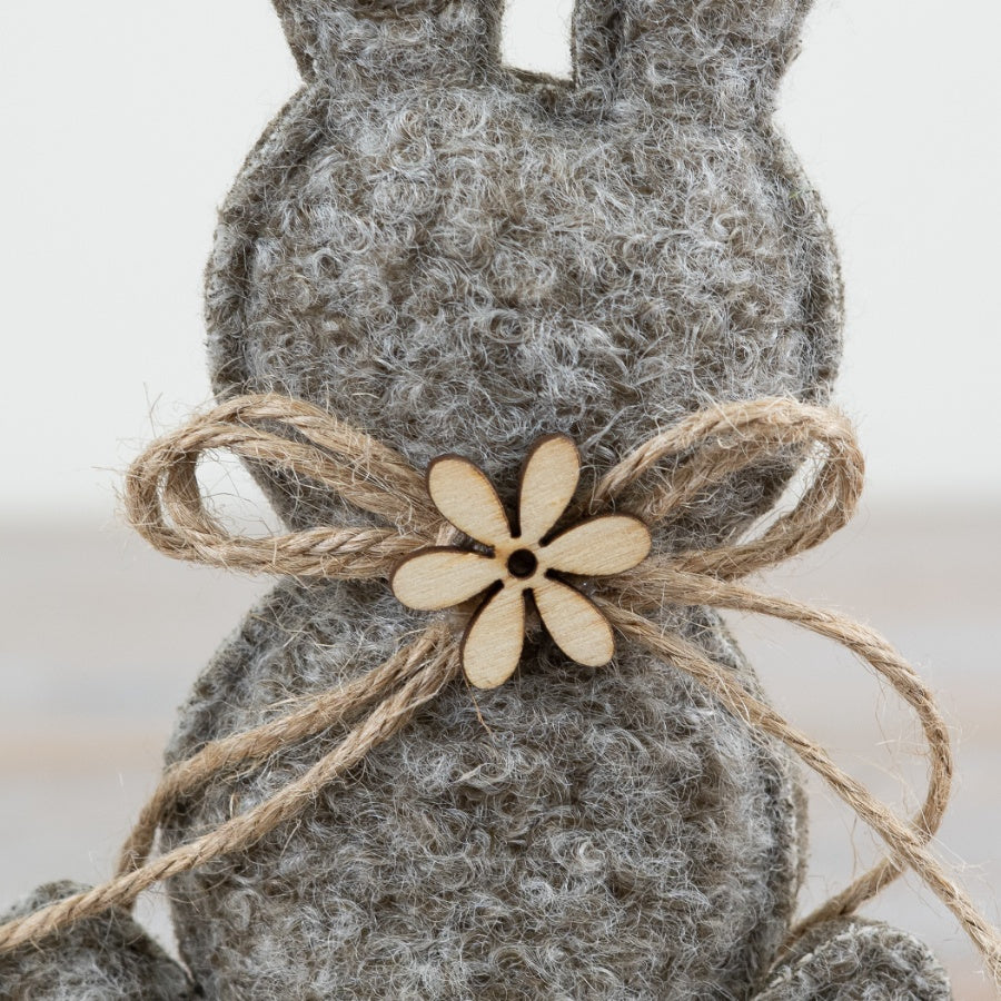 Set of 2 Fabric Bunny Decorations 21cm – Rustic Easter Rabbit Figures with Jute Bow, Spring Table & Shelf Display