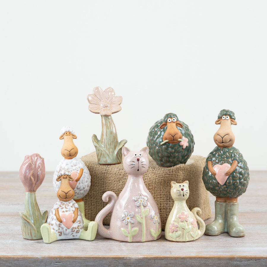 Sheep with Flower in Mouth Deco 10.8cm – Rustic Figurine for Home Décor
