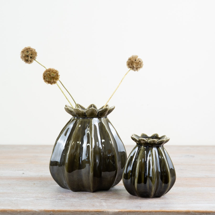 Green Poppy Bud Vase 11cm – Small Ceramic Flower Vase, Rustic & Modern Home Décor Accent