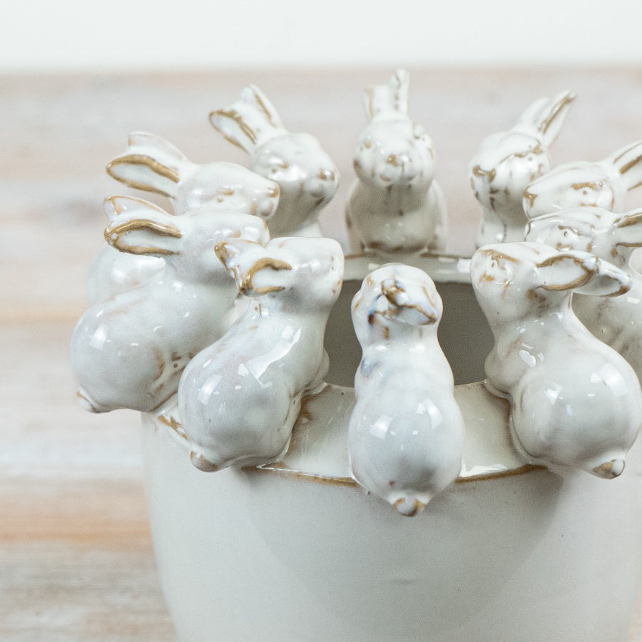 Rabbit Planter 18.2cm – Ceramic Bunny Plant Pot, Spring Floral Indoor Planter for Home Decor & Shelf Styling
