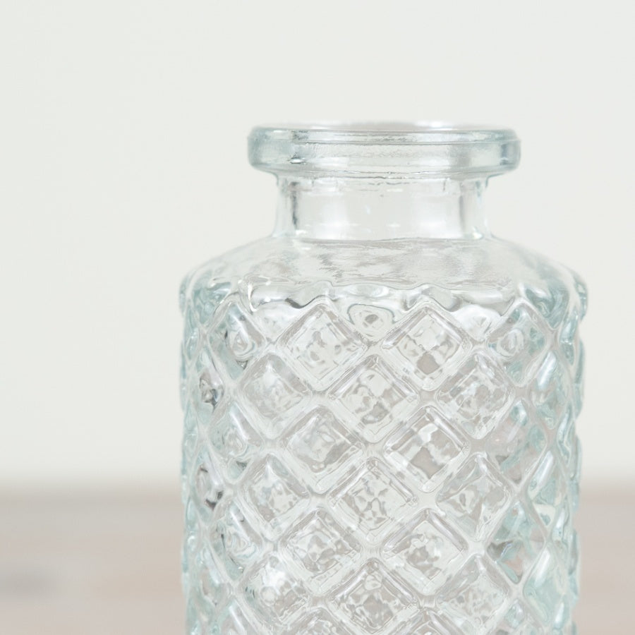 Clear Patterned Glass Vase – 13.3cm Elegant Decorative Flower Holder, Timeless Home Décor