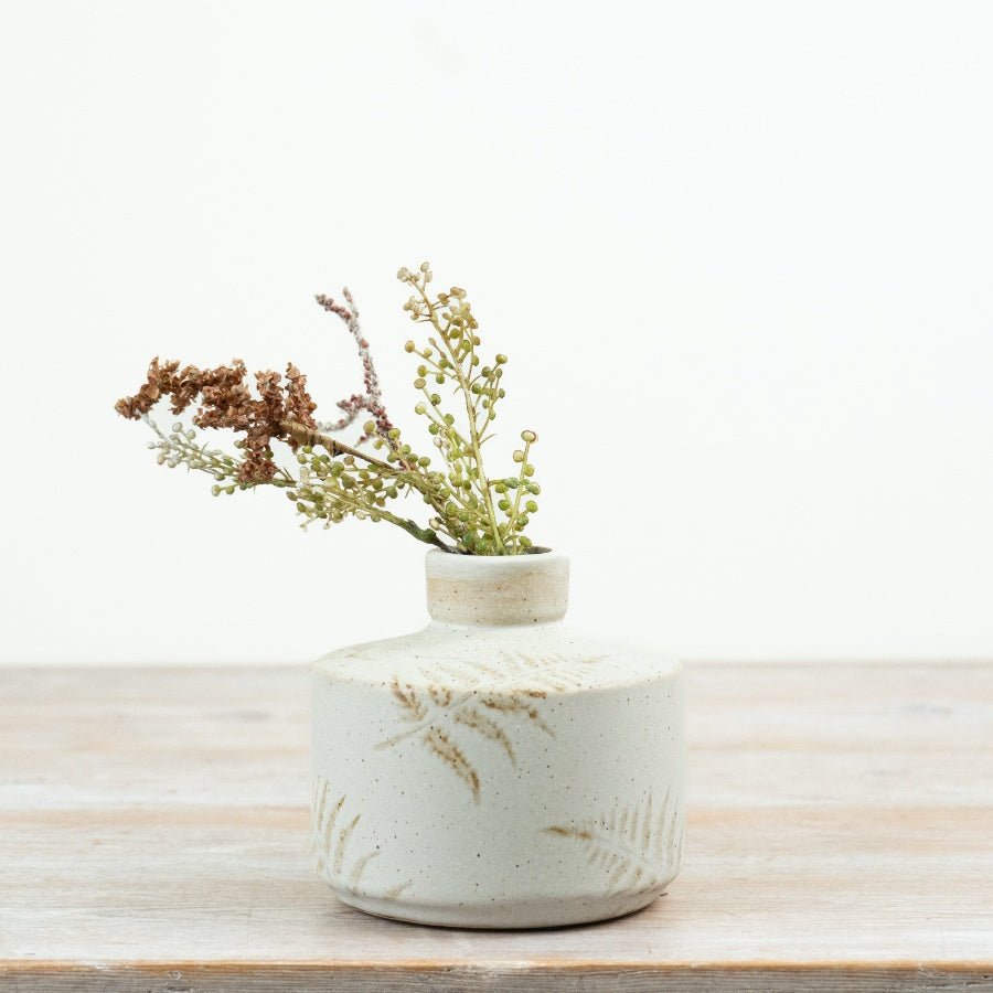 Brown Fern Vase Ceramic Botanical Flower Vase Embossed Fern Design Rustic Home Décor 13cm
