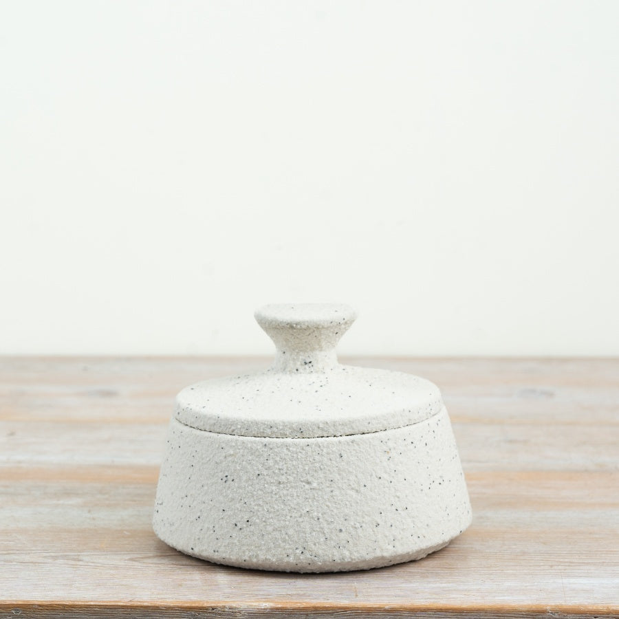 Speckled Storage Pot with Lid Rustic Textured Storage Jar Pedestal Lid Decorative Home Organiser 16cm Item #83176