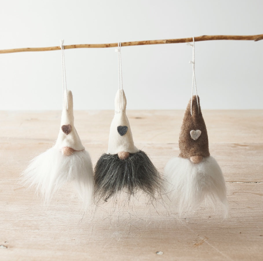White/Grey Gonk Hangers, 10cm 