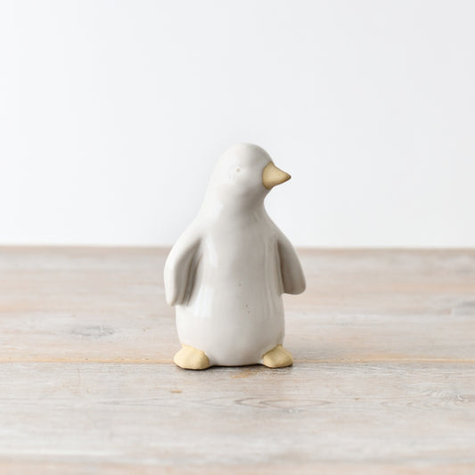 Ceramic White Reactive Glaze Penguin Ornament 11cm – Chic Winter Christmas Decor, Modern Festive Display Accent