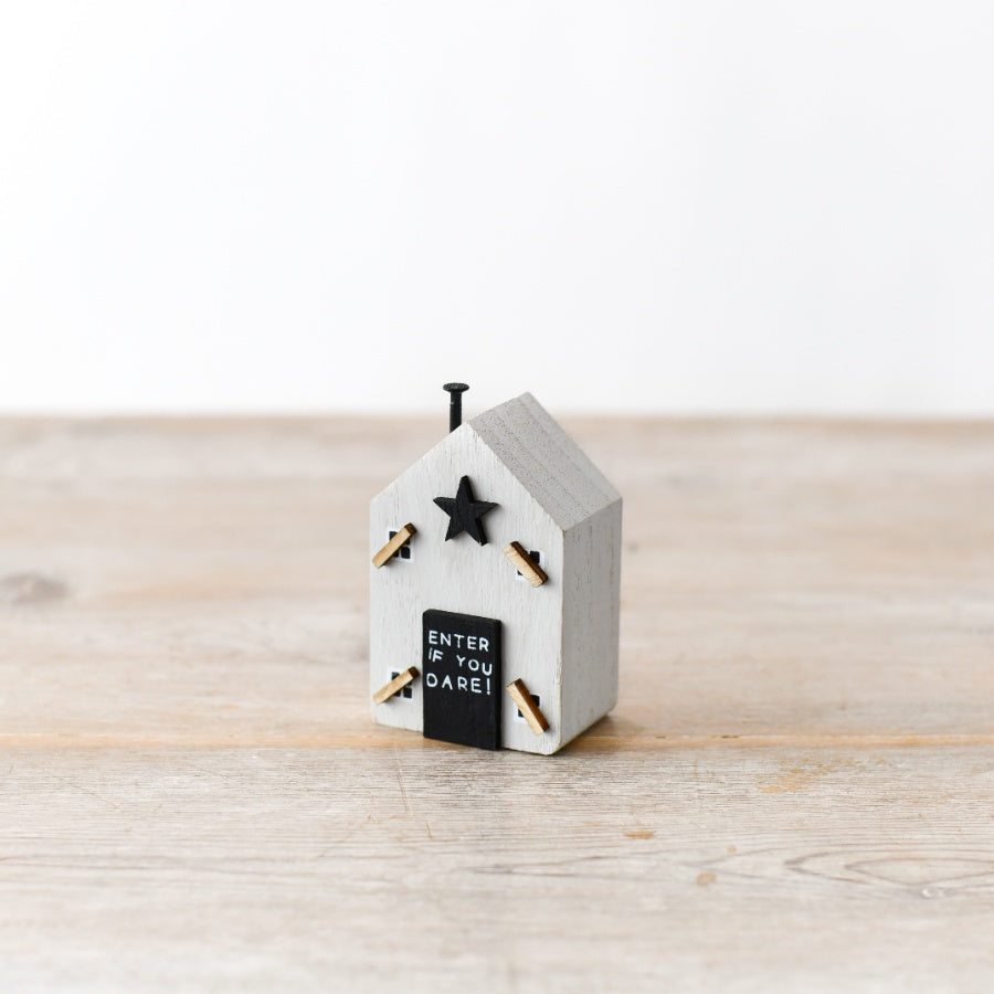 Enter if you Dare! Halloween House Block, 7.5cm