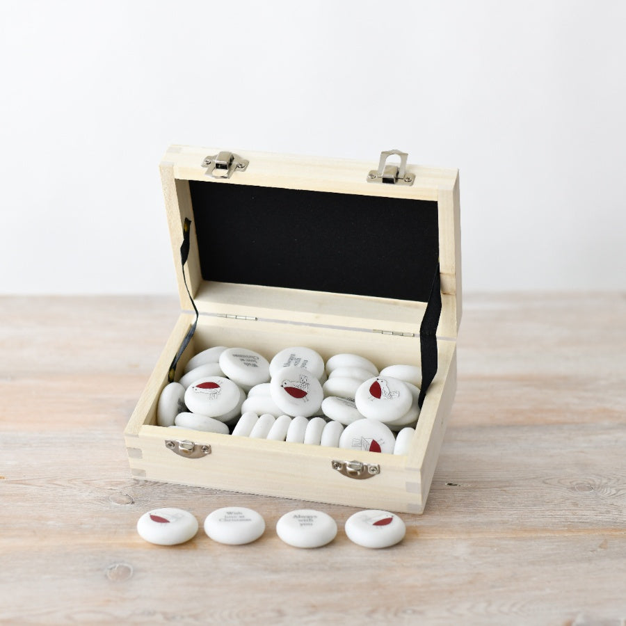 3cm White Marble Pebbles, Robin Bird Sentiment Stones in Gift Display Box