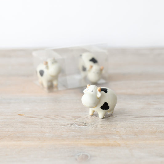 Mini Cow Figurine Set of 3 5.1cm – Cute Farm Animal Ornaments Small Resin Shelf Decor Gift