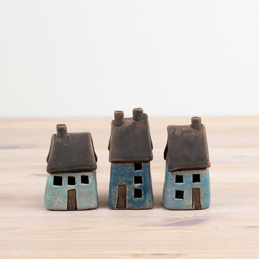 Small LED Speckled House Decoration 11.2cm, Hand-Finished Light-Up Ceramic Ornament with Rustic Coastal Charm