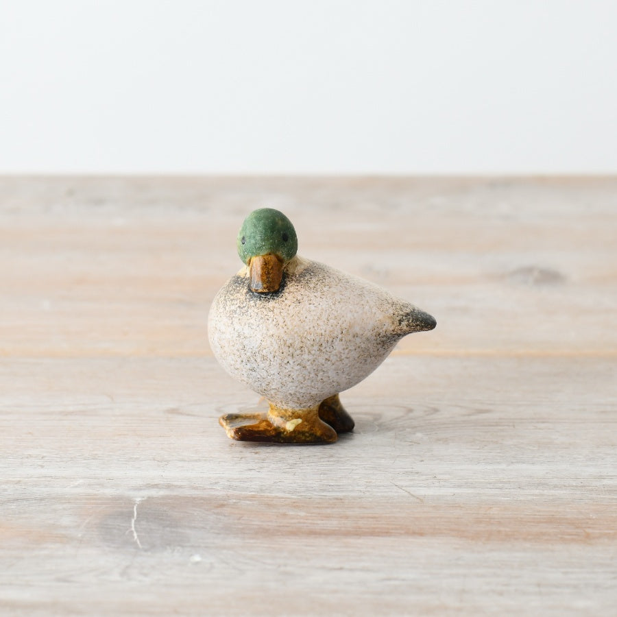 Speckled Fat Duck Ornament, 7.6cm Compact Whimsy for Indoors & Out