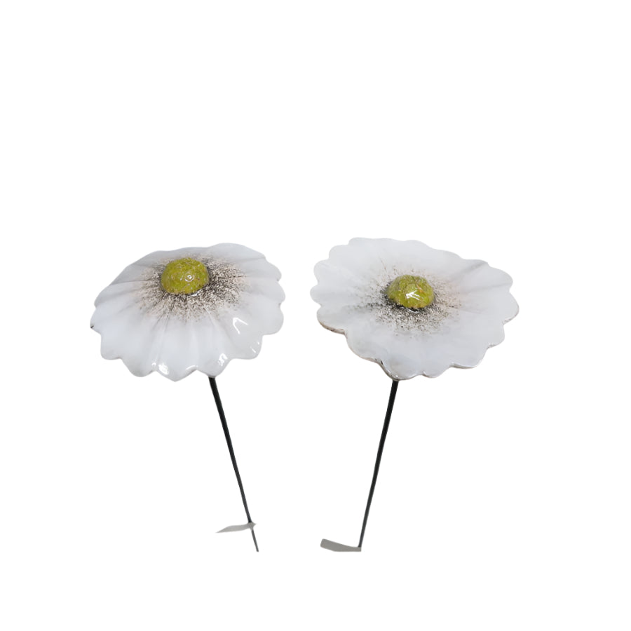 Metal Daisy Garden Stake, 60cm Outdoor Flower Yard Decoration, 2 Assorted Designs