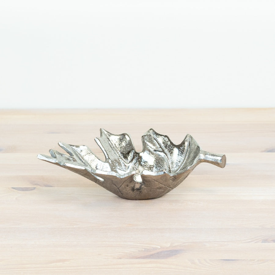 Leaf Trinket Dish, 23cm, Elegant Silver Aluminium Tray with Leaf Design