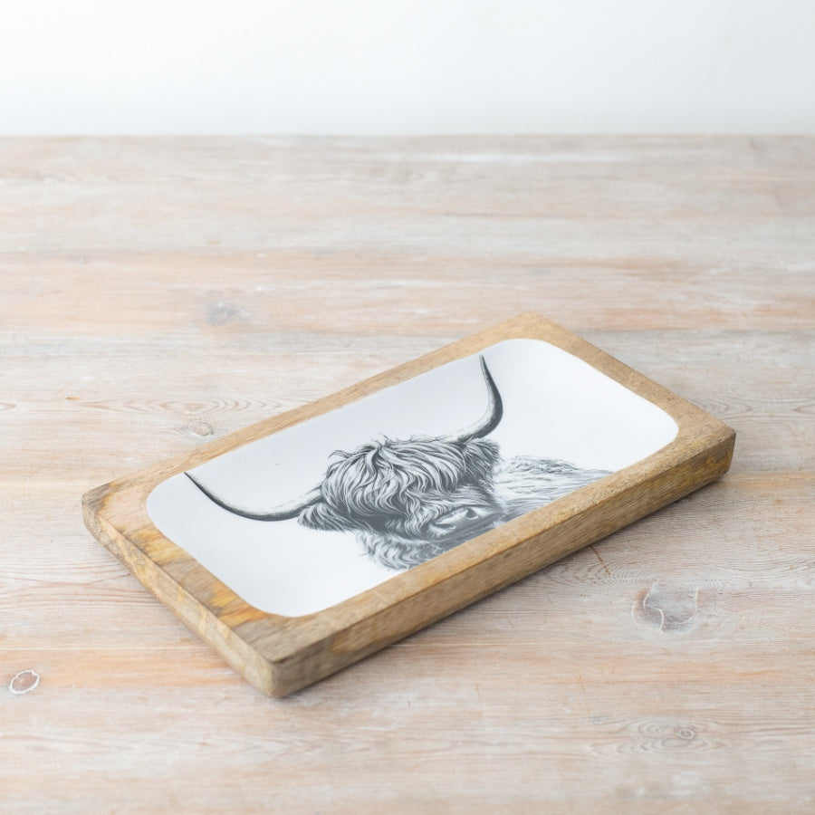 Highland Cow Enamel Tray 30cm – Rustic Farmhouse Serving Tray, Country Kitchen Decor for Tea, Snacks & Display