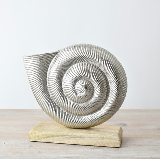 Aluminium Shell on Wooden Base – 23cm Coastal Raw Nickel Ornament, Nautical Decorative Sculpture