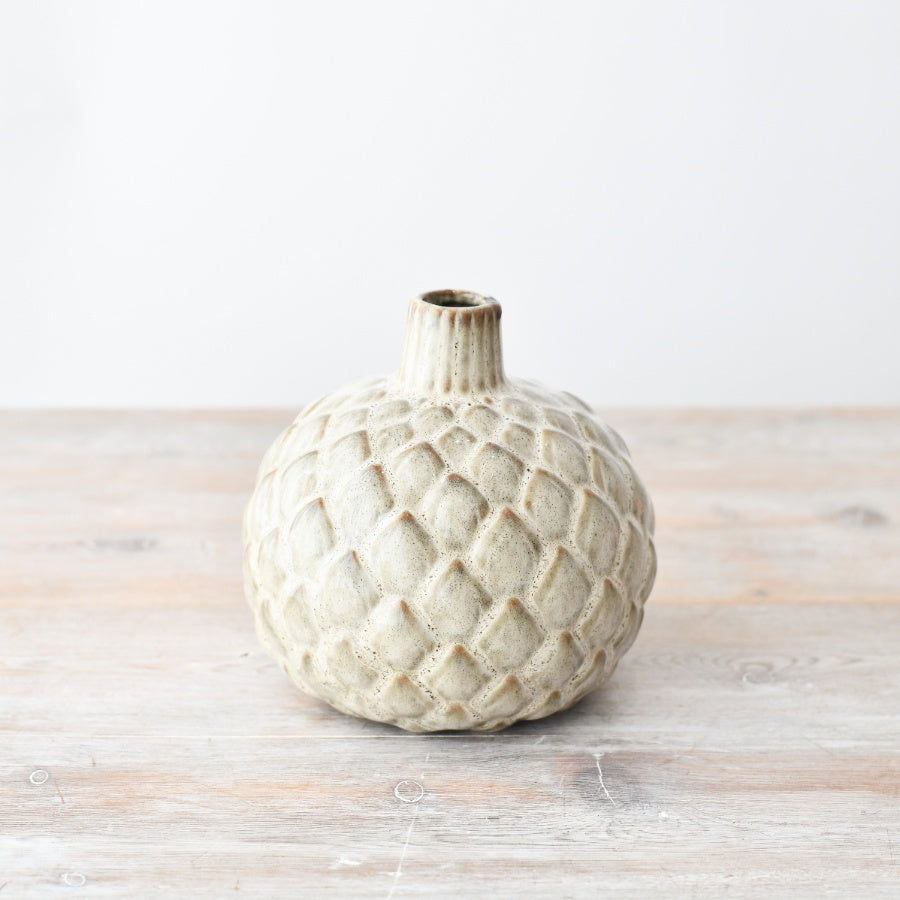 Decorative Bud Vase 15.7cm, Elegant Ceramic Bud for Small Flower Arrangements, Stylish Home Decor Accent with Sophisticated Design