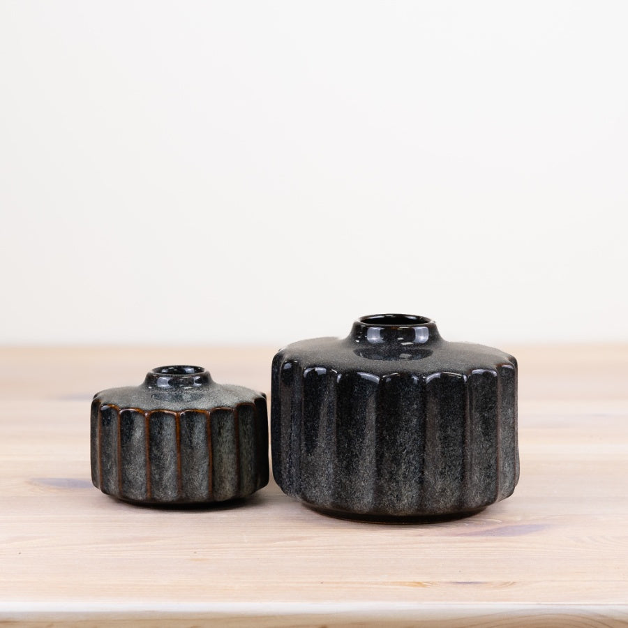 Navy Ribbed Bud Vase 9.5cm – Small Glazed Ceramic Vase, Deep Blue Decorative Mini Flower Vase for Shelf Styling