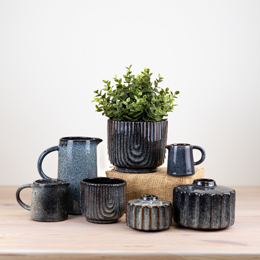 Navy Flower Vase 13cm – Short Glazed Ceramic Vase, Deep Blue Decorative Flower Vase for Shelf & Table Styling