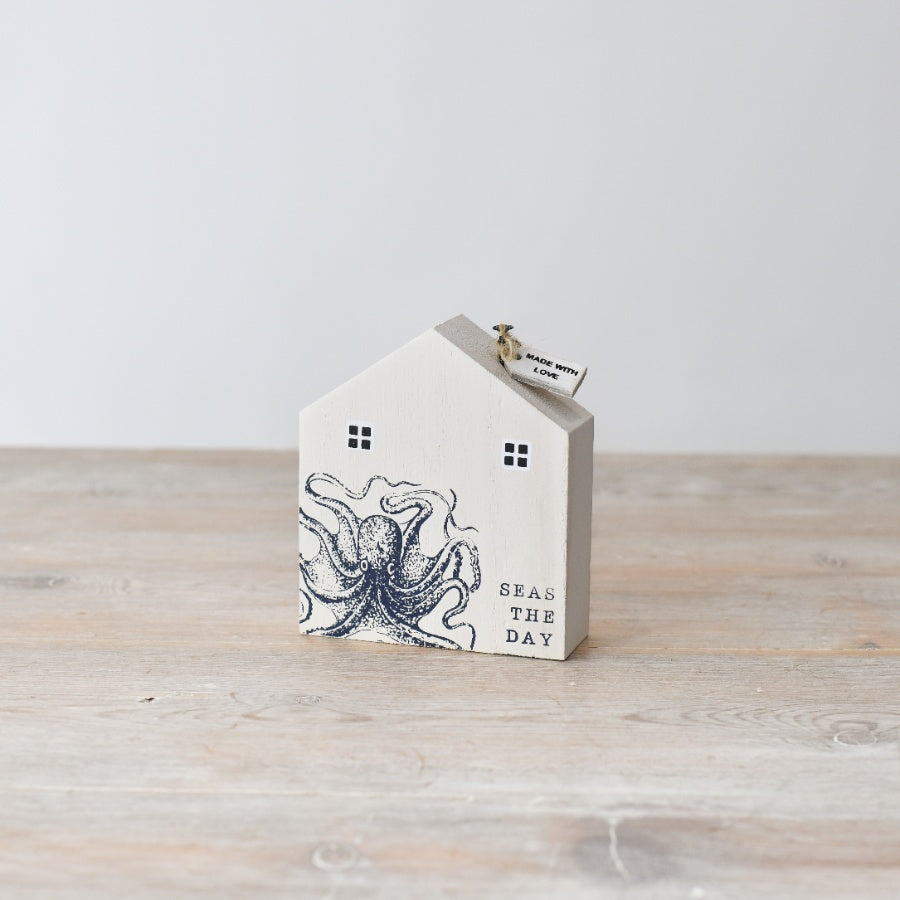Wooden House Deco 10cm, "Seas the Day” Coastal Shelf Ornament, Nautical-Inspired Home Accent