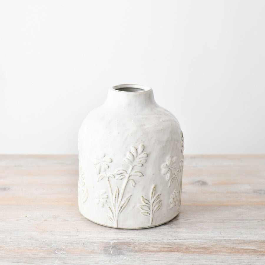 Pippa Vase 19cm, Grey Ceramic with Embossed Wildflower Design, Elegant Floral Display for Home Decor