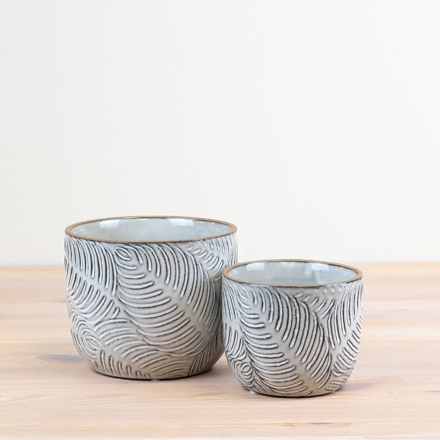 Leaf Pattern Planter 14cm – Ceramic Plant Pot with Botanical Design, Decorative Indoor Planter for Home Decor