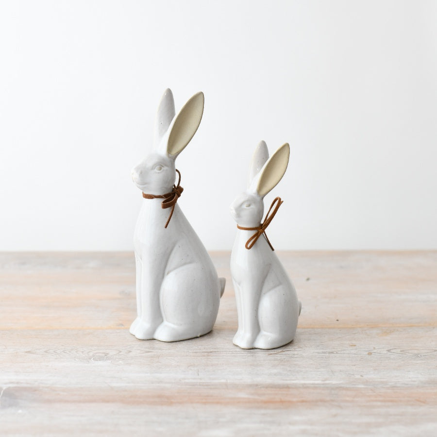 Sitting Rabbit Ornament 21.7cm – Whimsical Easter Bunny Figurine – Rustic Springtime Home Décor for Shelf, Mantel, or Table Display