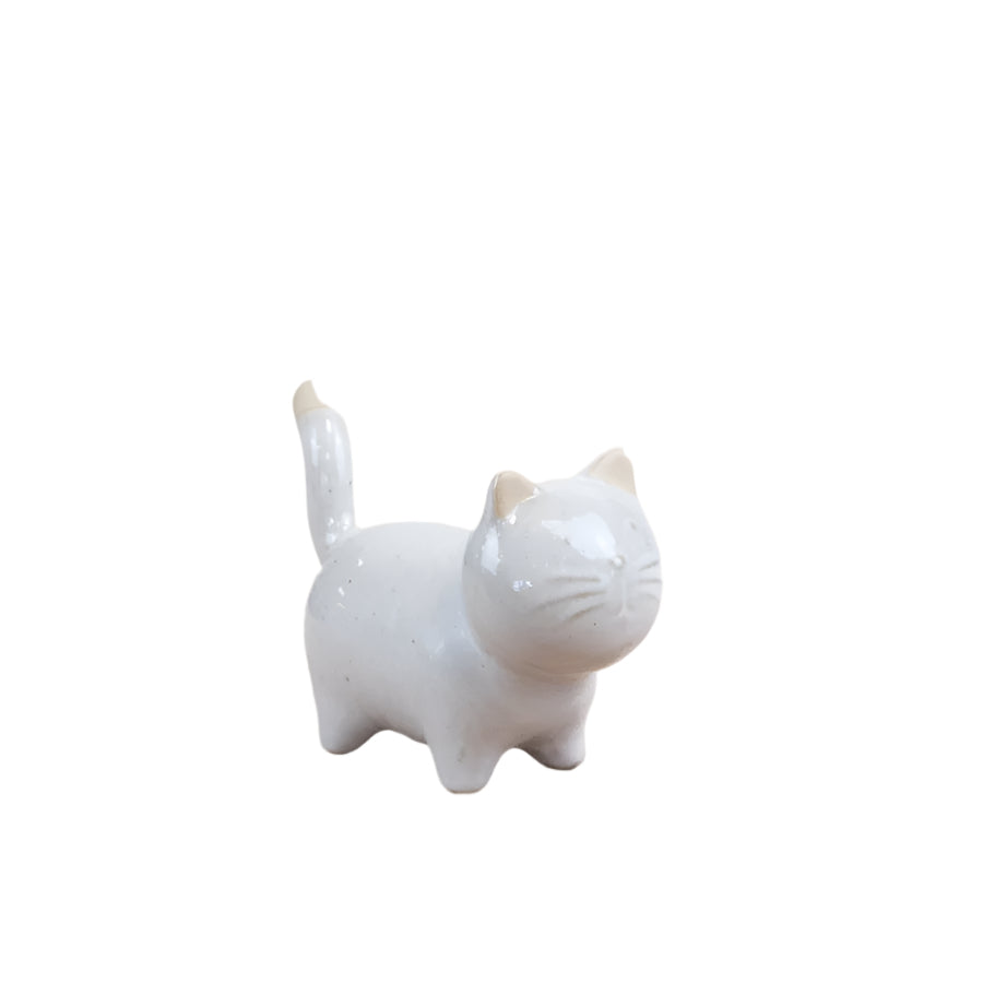 Porcelain White Cat Figurine 13cm – Elegant Glazed Ornament – Minimalist Home Décor for Pet Lovers