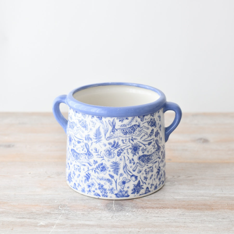 Blue Hare Floral Dolomite Pot 18.7cm, Charming Decorative Planter