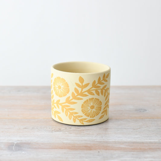 Yellow Flower & Leaf Cement Planter 13.5cm – Handcrafted Botanical Plant Pot, Rustic Garden Style Indoor Decor