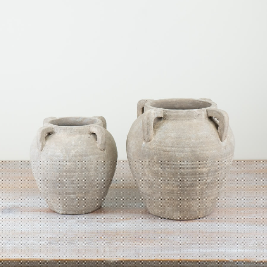Stone Effect Vase 21.5cm – Rustic Textured Ceramic Medora Vase for Dried Flowers or Decor – Neutral Natural-Look Home Accent for Shelf, Console or Side Table