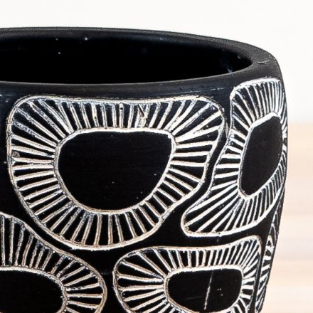 Jalia Planter Medium 11.5cm – Textured Ceramic Planter for Indoor Plants or Décor – Neutral Glazed Flower Pot for Minimalist or Rustic Interiors – Decorative Pot for Shelf, Tabletop, or Windowsill