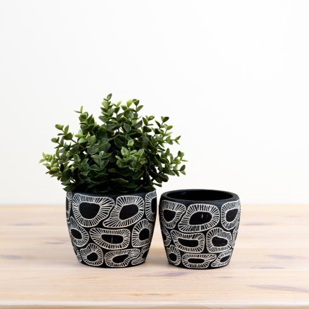 Jalia Planter Medium 11.5cm – Textured Ceramic Planter for Indoor Plants or Décor – Neutral Glazed Flower Pot for Minimalist or Rustic Interiors – Decorative Pot for Shelf, Tabletop, or Windowsill