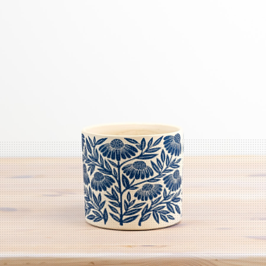 Small Flower Design Ceramic Planter 13.5cm – Embossed Floral Indoor Plant Pot – Neutral Tone Decorative Pot for Succulents, Herbs, or Faux Plants – Vintage Boho Shelf or Desk Décor