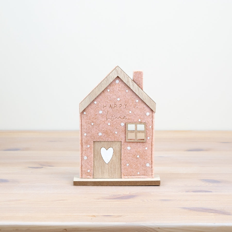 Pink Happy Home Felt House – 22cm – Freestanding Felt Ornament – Soft Pastel Home Decor – Nursery or Shelf Accent – Cozy Rustic Gift for New Homeowners