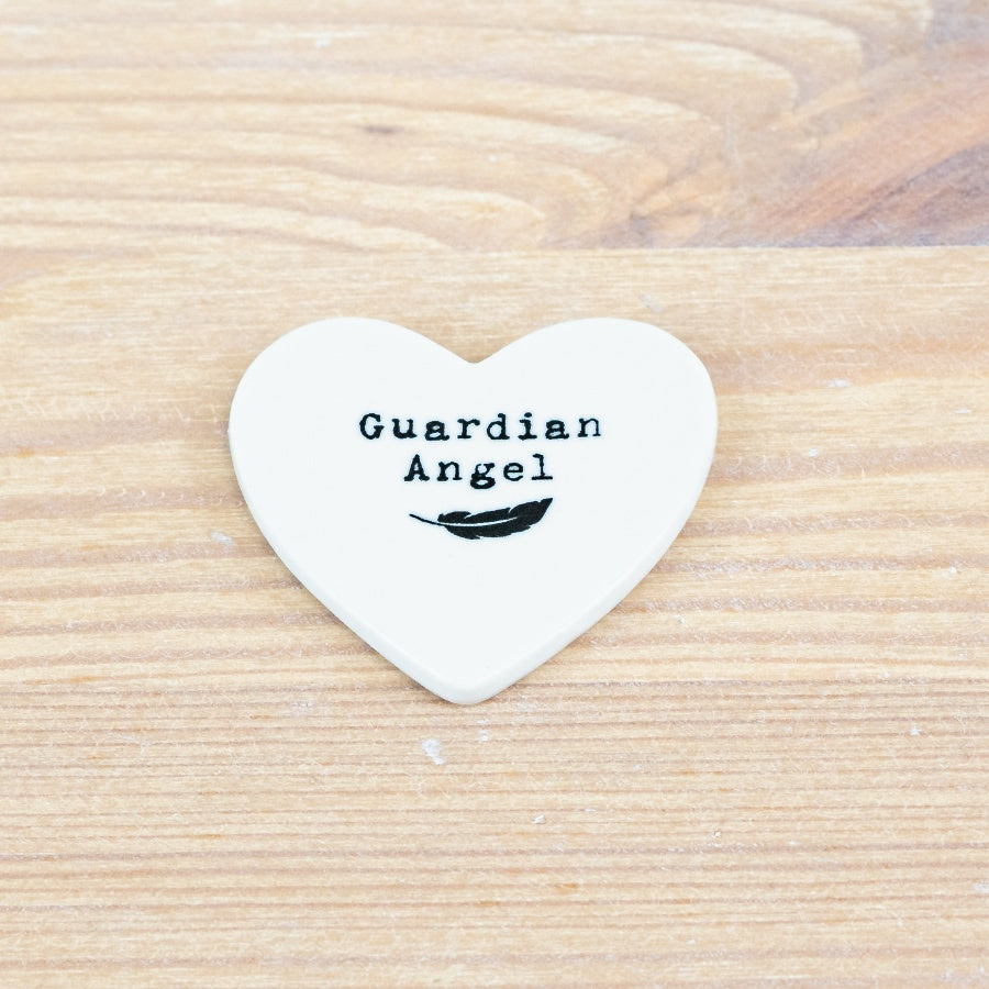 Guardian Angel Heart Token – 4cm Ceramic Keepsake – Hand-Painted Angel Design – Encouraging Gift of Comfort & Protection – Ideal for Personal Support