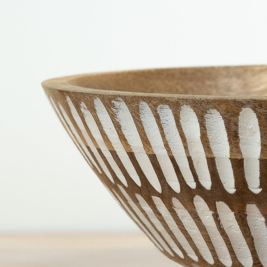 Mango Wood Serving Bowl 23cm – Whitewashed Finish, Handcrafted Rustic Minimalist Kitchenware