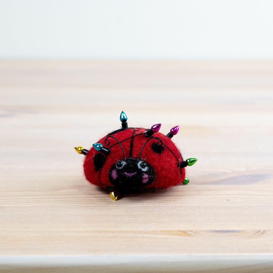 Wool Ladybird Table Decoration 7cm – Cute Animal Ornament, Handmade Style Home Decor Accent for Shelf or Display