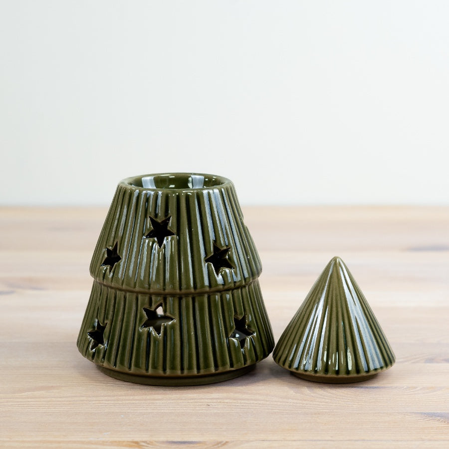 Green Christmas Tree Oil Burner – 17cm Festive Ceramic Fragrance Holder with Star Cutouts