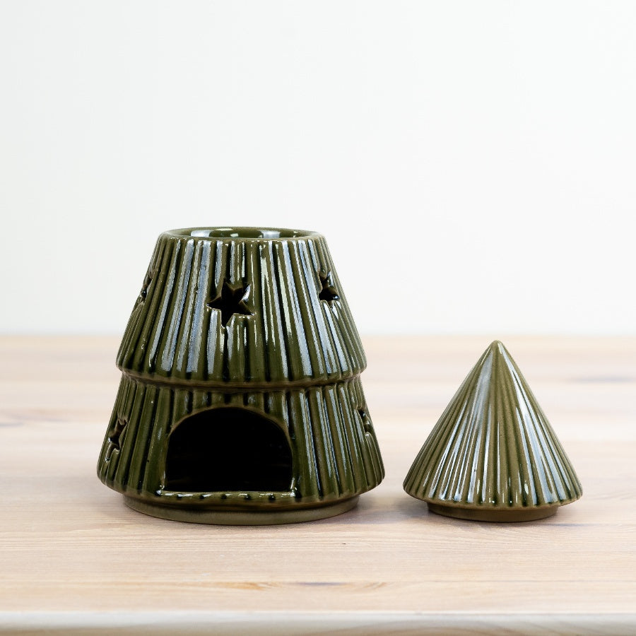 Green Christmas Tree Oil Burner – 17cm Festive Ceramic Fragrance Holder with Star Cutouts