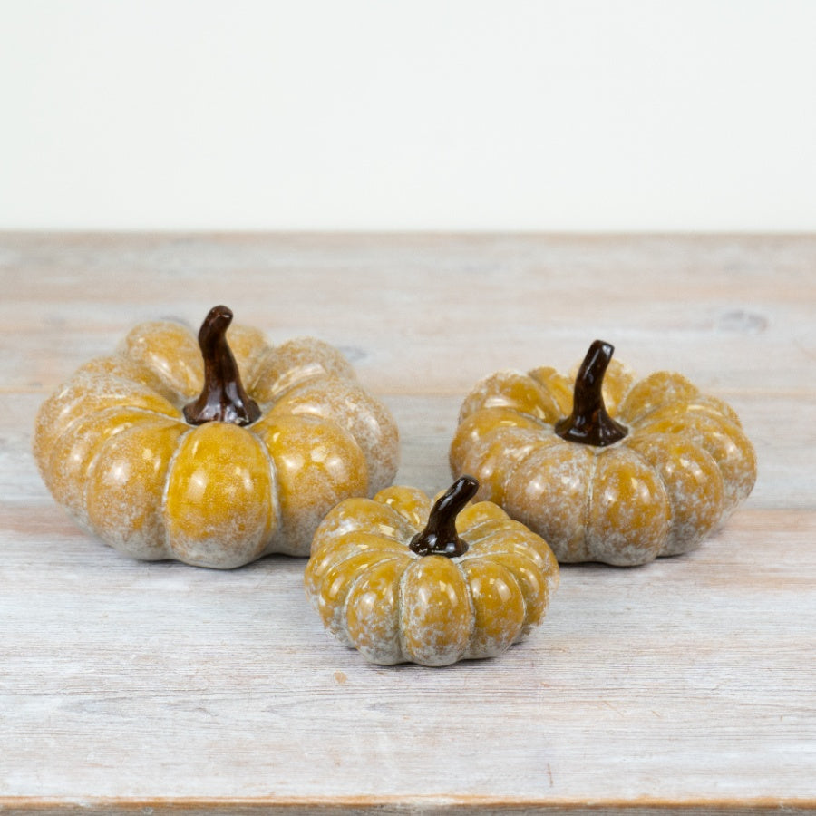 16cm Orange Glazed Patterned Pumpkin Decoration – Porcelain Autumn Ornament, Elegant Fall Décor