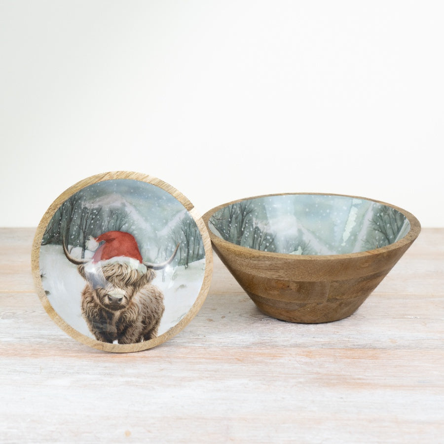 Winter Highland Cow Enamel Bowl 23cm, Chunky Rustic Christmas Serveware