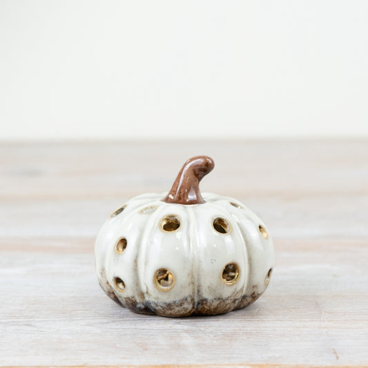 Small 8.2cm LED Pumpkin Decoration – Glowing Halloween Ornament, Autumn Home Décor